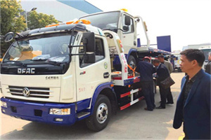 杜集区汽车道路救援拖车价格